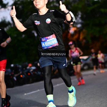 Runner Photo 4099524