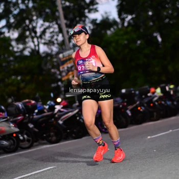 Runner Photo 4099530