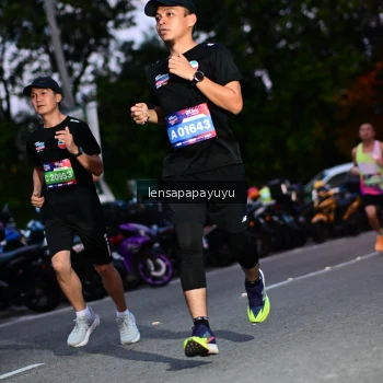 Runner Photo 4099533