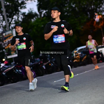 Runner Photo 4099534