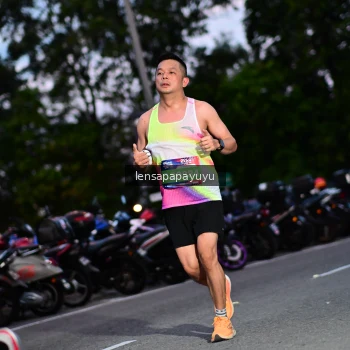 Runner Photo 4099557