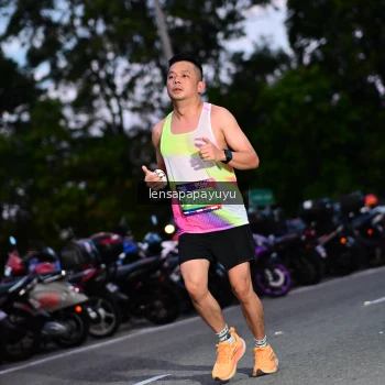 Runner Photo 4099561