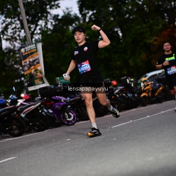 Runner Photo 4099568