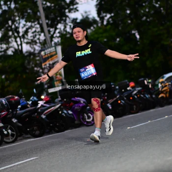 Runner Photo 4099575