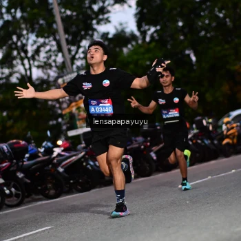 Runner Photo 4099594