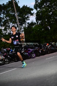 Runner Photo 4099597