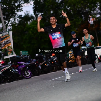 Runner Photo 4099598
