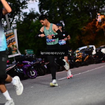 Runner Photo 4099606