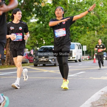 Runner Photo 4099633