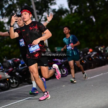 Runner Photo 4099635