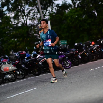 Runner Photo 4099639