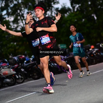 Runner Photo 4099640