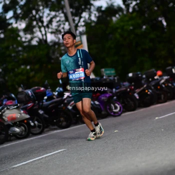 Runner Photo 4099642
