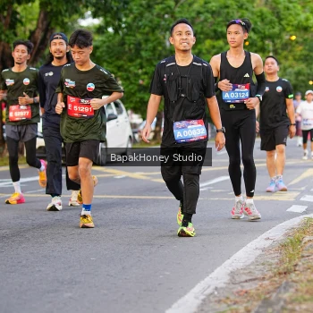 Runner Photo 4099650