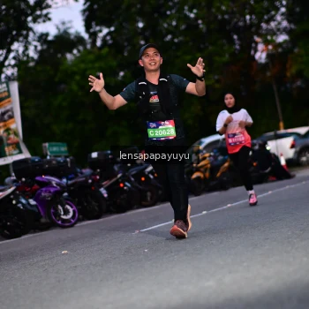 Runner Photo 4099656