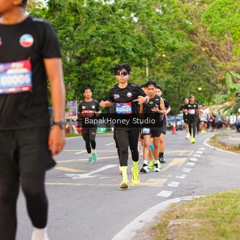 Runner Photo 4099657