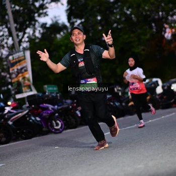 Runner Photo 4099661