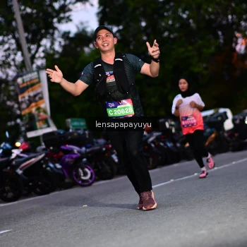 Runner Photo 4099671