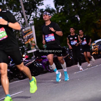 Runner Photo 4099694