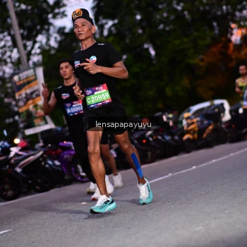 Runner Photo 4099700