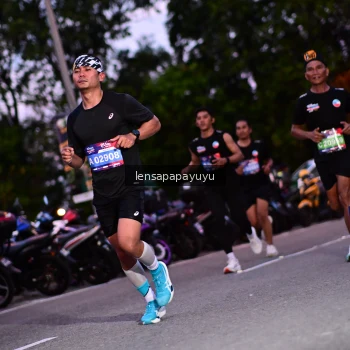 Runner Photo 4099701