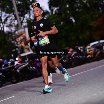 Runner Photo 4099705