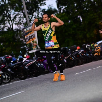 Runner Photo 4099708