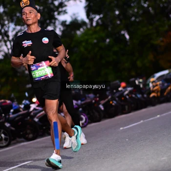 Runner Photo 4099709