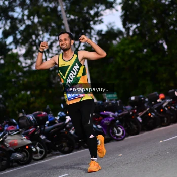 Runner Photo 4099720