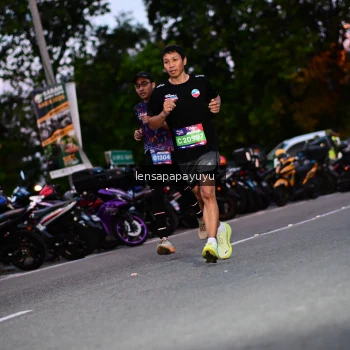 Runner Photo 4099730