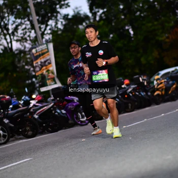 Runner Photo 4099731