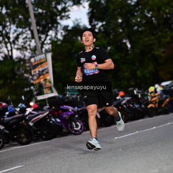 Runner Photo 4099745