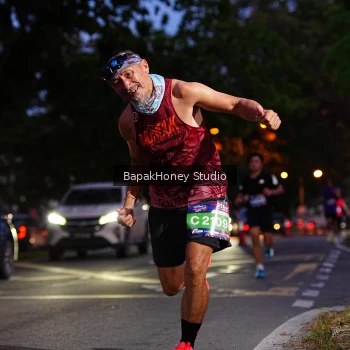 Runner Photo 4099750