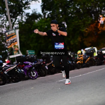 Runner Photo 4099757