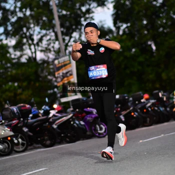 Runner Photo 4099759