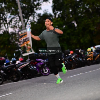 Runner Photo 4099768