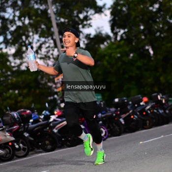 Runner Photo 4099771