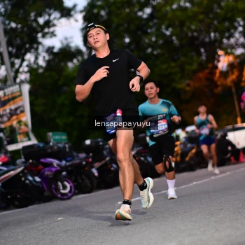 Runner Photo 4099786