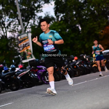 Runner Photo 4099791