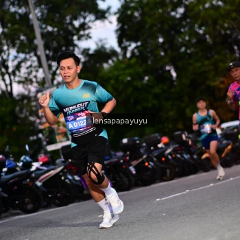Runner Photo 4099793