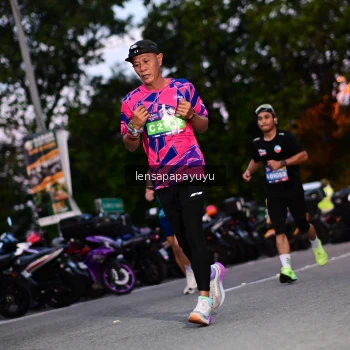 Runner Photo 4099798