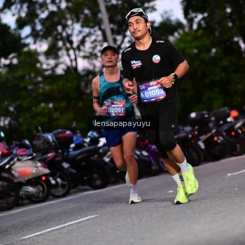 Runner Photo 4099806