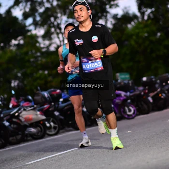Runner Photo 4099823