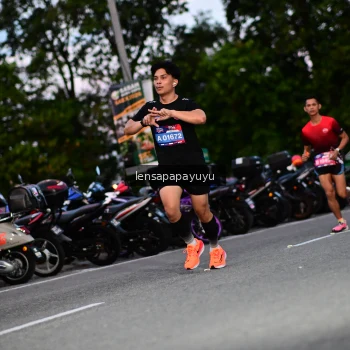 Runner Photo 4099834