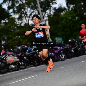 Runner Photo 4099837
