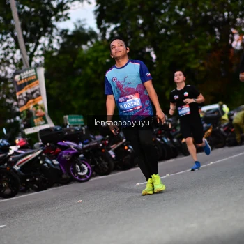 Runner Photo 4099853
