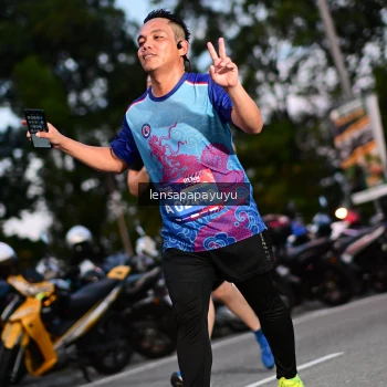Runner Photo 4099858