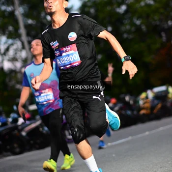 Runner Photo 4099859