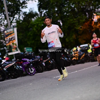 Runner Photo 4099869