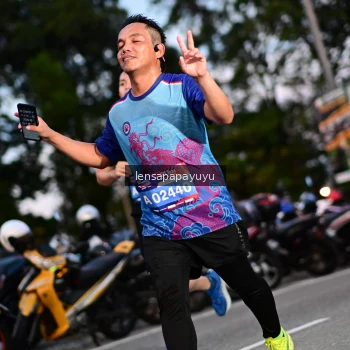 Runner Photo 4099872